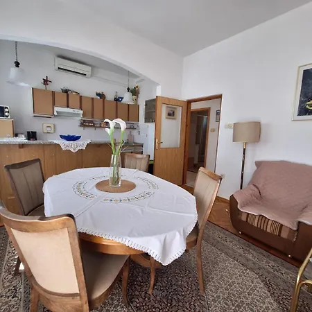 Vera Apartament